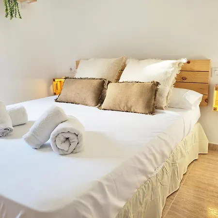 Appartamento Estudio Salinas By Enjoytarraco *